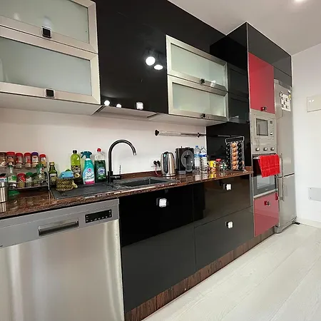 Casa *