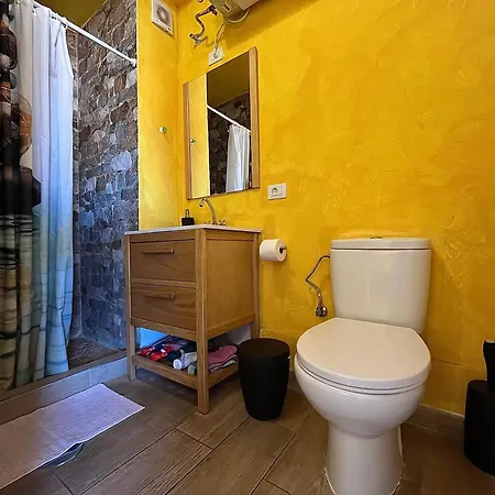 Casa *
